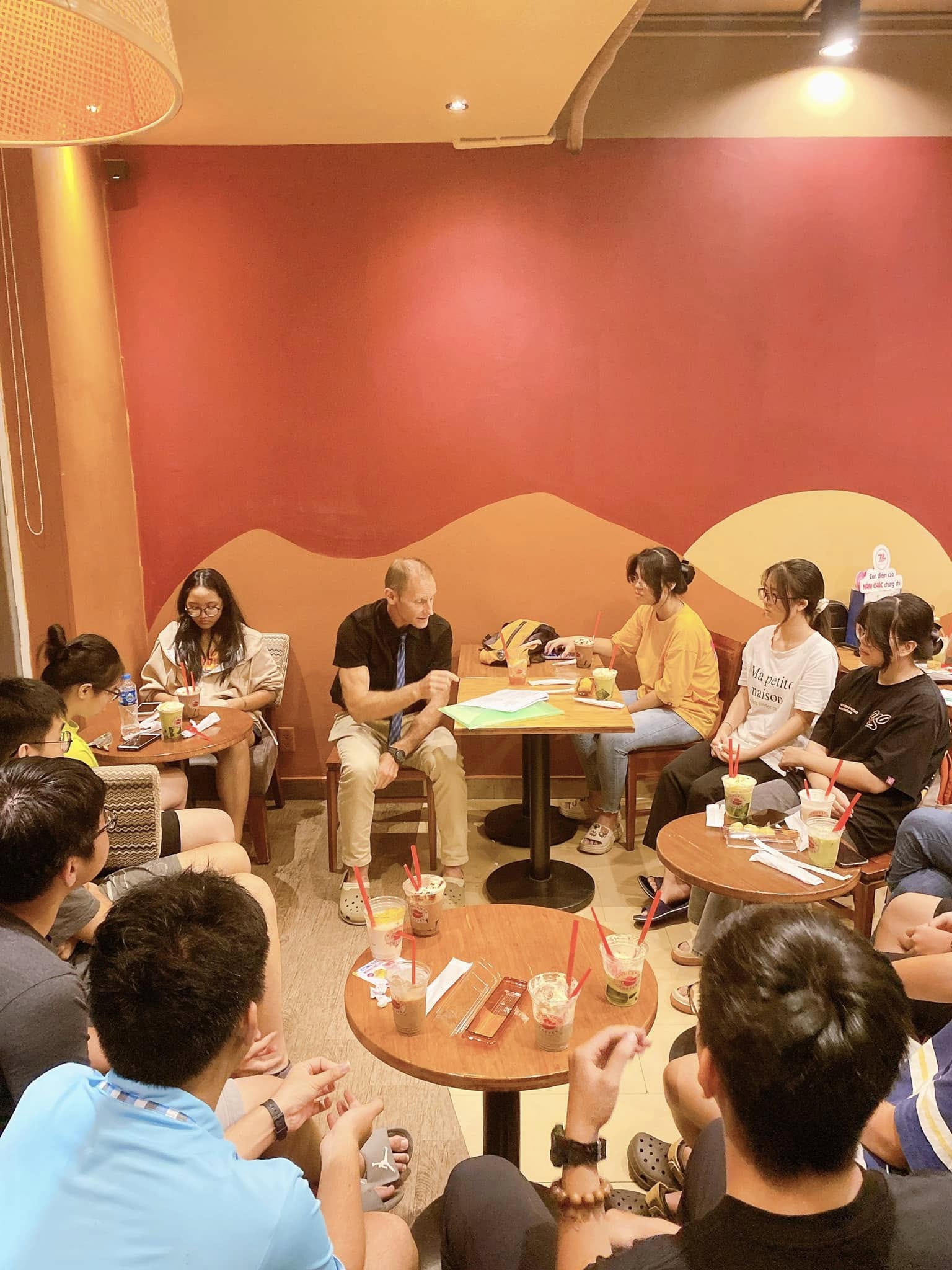 Chọn Trung Tâm Tiếng Anh Uy Tín Ở Vũng Tàu Cho Con: 5 Tiêu Chí Quan Trọng Và Những Lỗi Cần Tránh